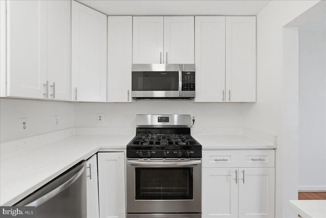 6129 KENDRA WAY, Centreville, VA 20121
