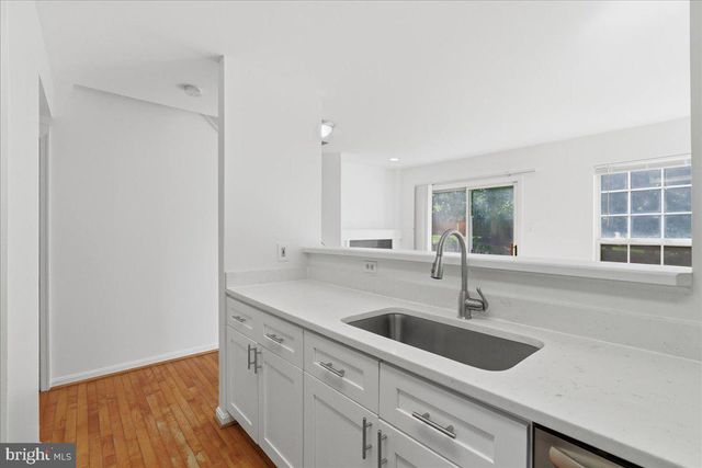 6129 KENDRA WAY, Centreville, VA 20121