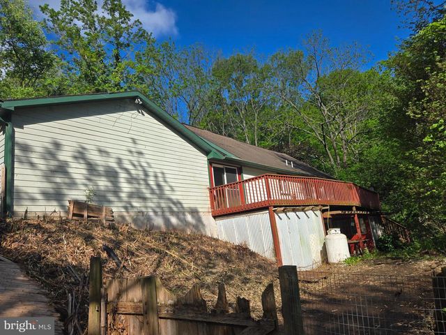 3450 MIDDLE RIDGE RD, Newport, PA 17074