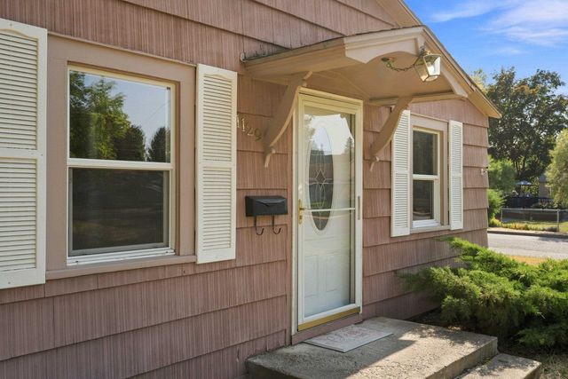 1129 W Bismark Ave, Spokane, WA 99205
