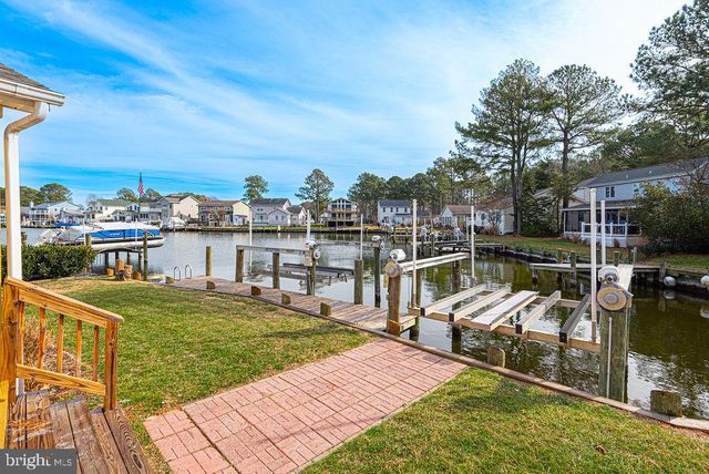 6 LOOKOUT PT, Ocean Pines, MD 21811