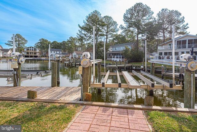 6 LOOKOUT PT, Ocean Pines, MD 21811
