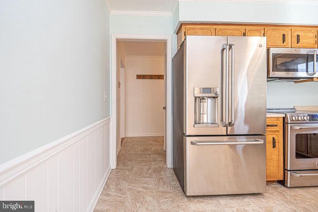 6 LOOKOUT PT, Ocean Pines, MD 21811