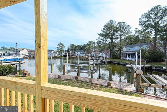 6 LOOKOUT PT, Ocean Pines, MD 21811