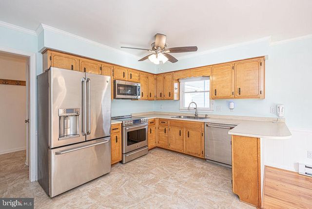 6 LOOKOUT PT, Ocean Pines, MD 21811