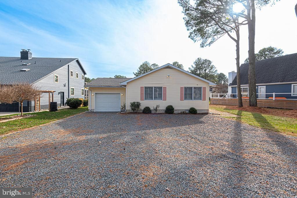 6 LOOKOUT PT, Ocean Pines, MD 21811