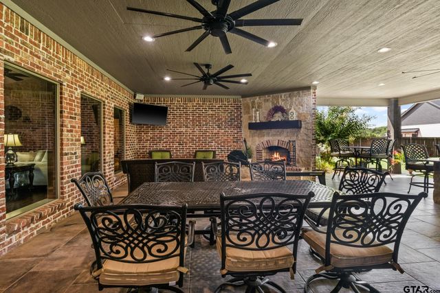 204 Private Road 54166, Pittsburg, TX 75686