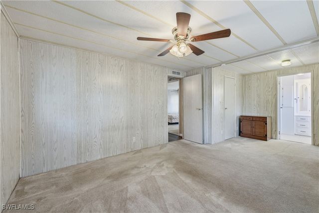 181 Sugarloaf LN, Naples, FL 34114