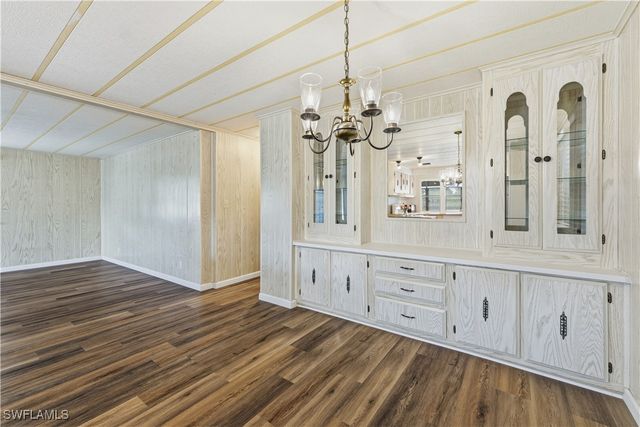 181 Sugarloaf LN, Naples, FL 34114