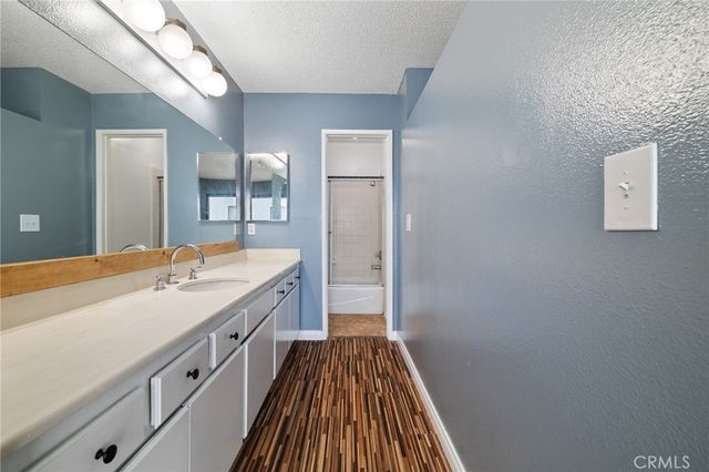 13534 Cordary Avenue 14, Hawthorne, CA 90250