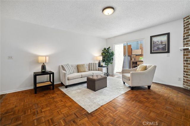 13534 Cordary Avenue 14, Hawthorne, CA 90250