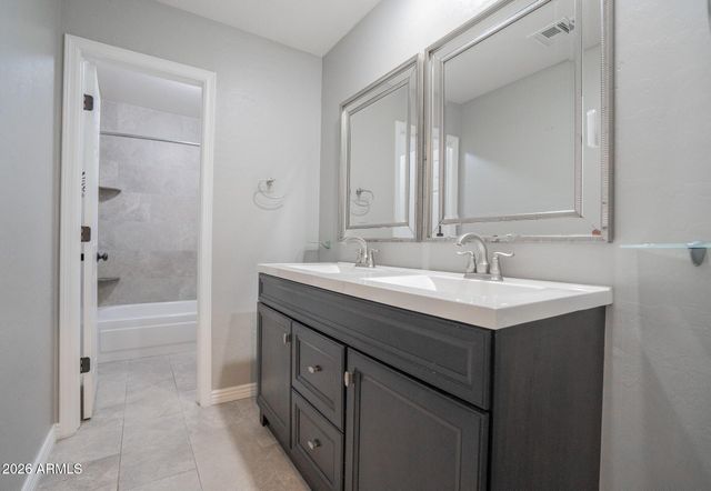 16006 S 39th Street, Phoenix, AZ 85048