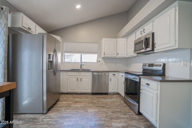 16006 S 39th Street, Phoenix, AZ 85048