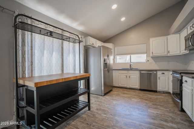 16006 S 39th Street, Phoenix, AZ 85048