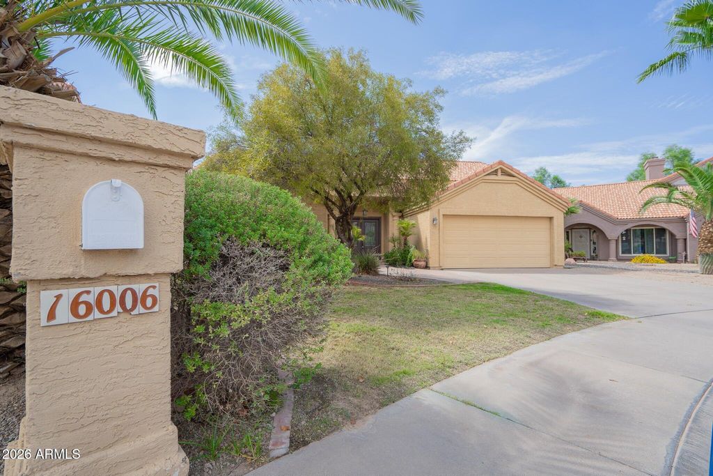 16006 S 39th Street, Phoenix, AZ 85048