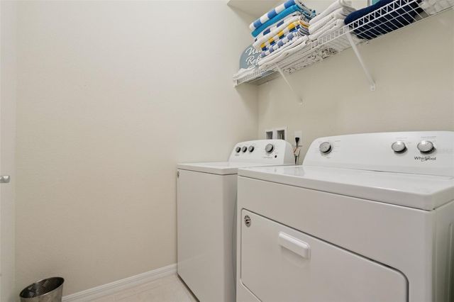 1876 SUMMER DRIVE, Davenport, FL 33897