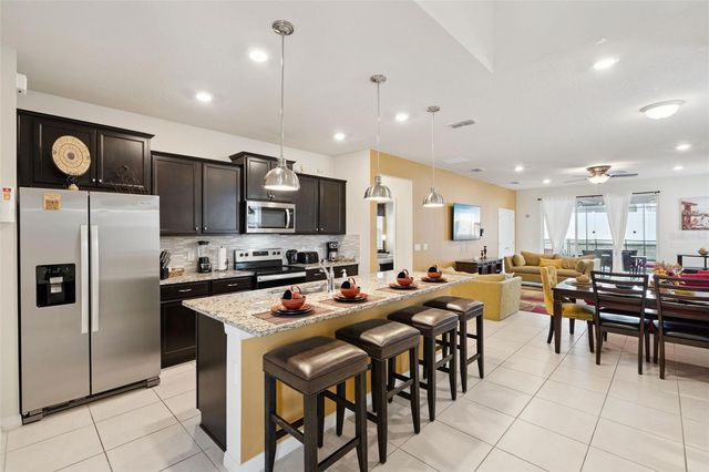 1876 SUMMER DRIVE, Davenport, FL 33897