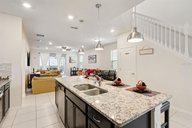 1876 SUMMER DRIVE, Davenport, FL 33897