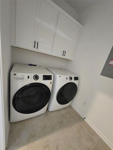 605 Emory Crossing BLVD, Hutto, TX 78634