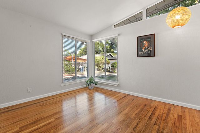 4941 Donovan Dr, Carmichael, CA 95608