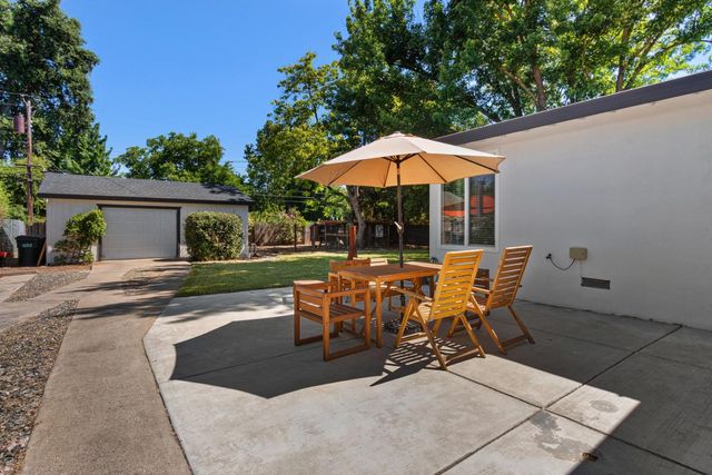4941 Donovan Dr, Carmichael, CA 95608