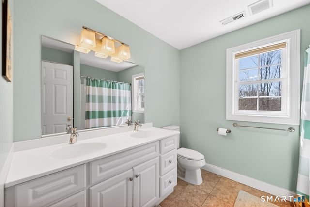 18 Oakwood Drive, Beacon Falls, CT 06403