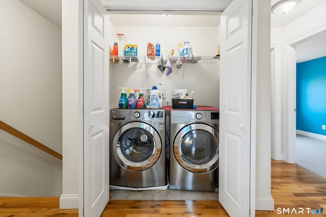 18 Oakwood Drive, Beacon Falls, CT 06403