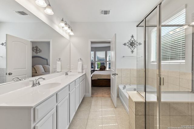 104 Inverness, Boerne, TX 78015