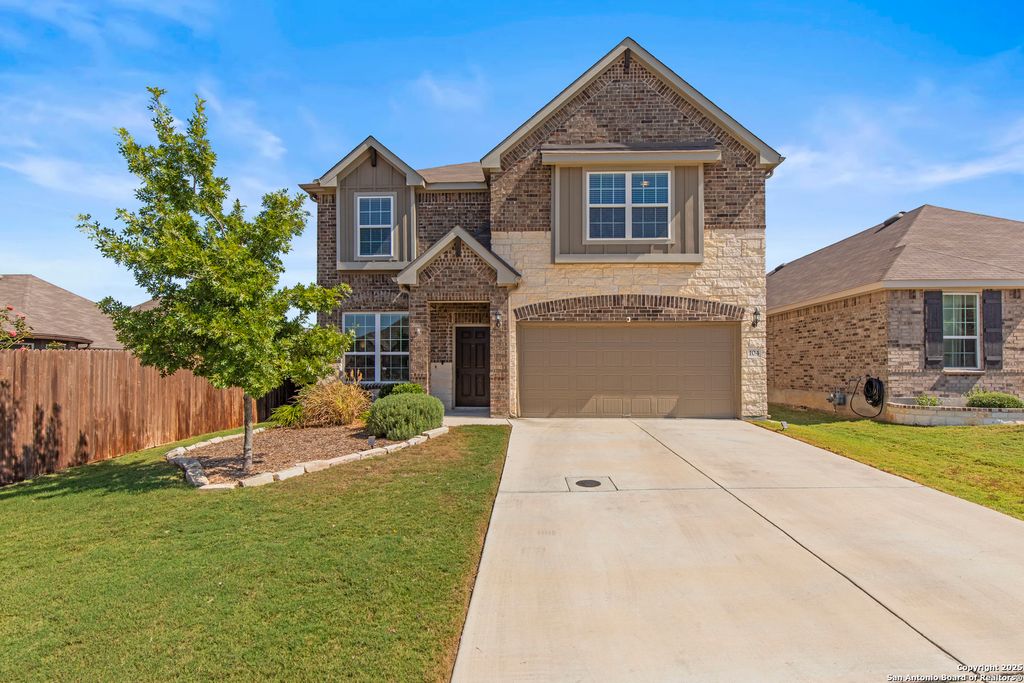 104 Inverness, Boerne, TX 78015