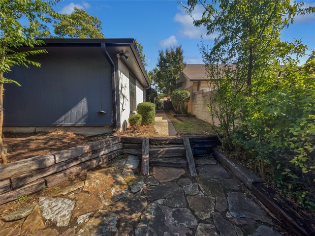 1232 Richland Oaks Drive, Richardson, TX 75081