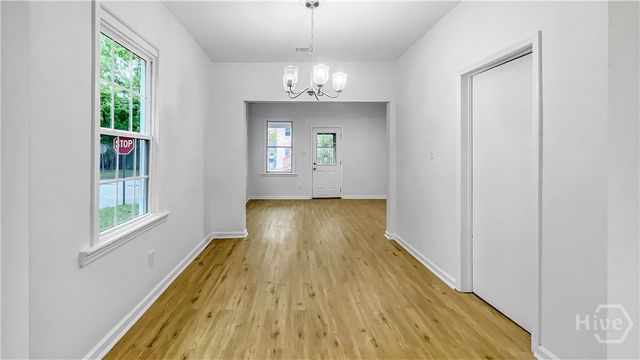 1701 Grove Street, Savannah, GA 31401