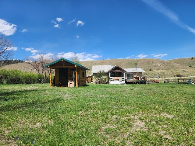 967 Mt Highway 2 W, Whitehall, MT 59759