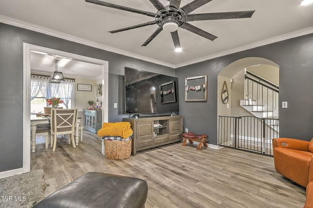 818 Lizabeth Drive, Johnson City, TN 37604