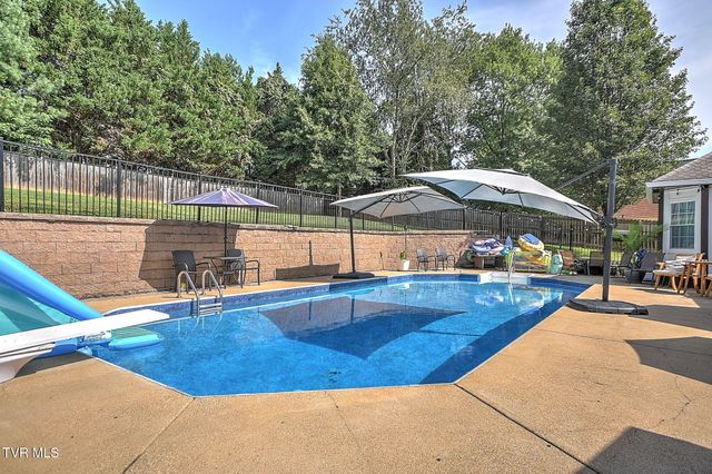 818 Lizabeth Drive, Johnson City, TN 37604