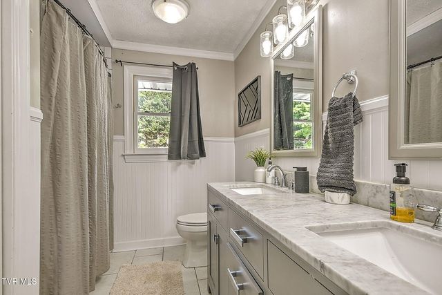 818 Lizabeth Drive, Johnson City, TN 37604