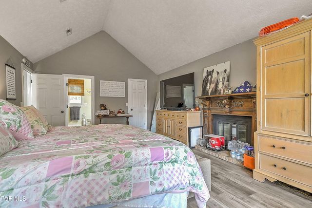 818 Lizabeth Drive, Johnson City, TN 37604