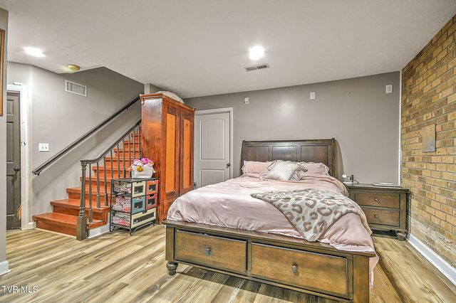 818 Lizabeth Drive, Johnson City, TN 37604