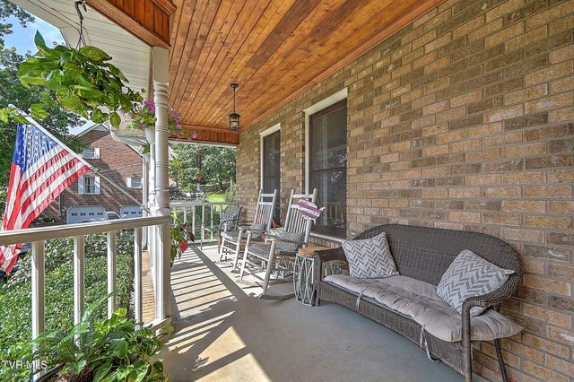 818 Lizabeth Drive, Johnson City, TN 37604