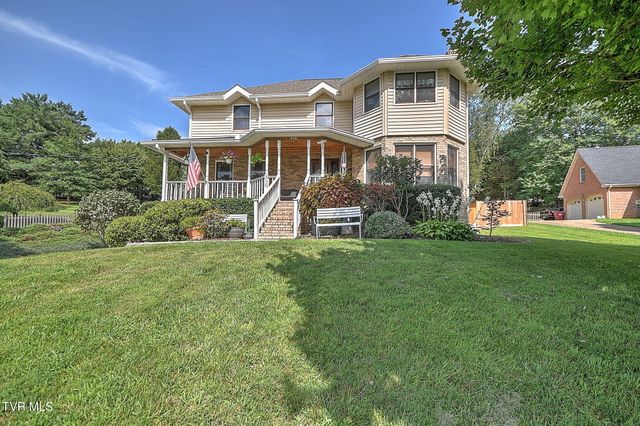 818 Lizabeth Drive, Johnson City, TN 37604