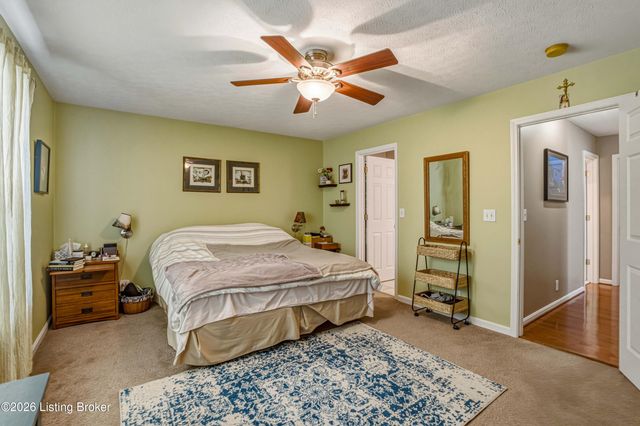 11804 Wetherby Ave, Louisville, KY 40243