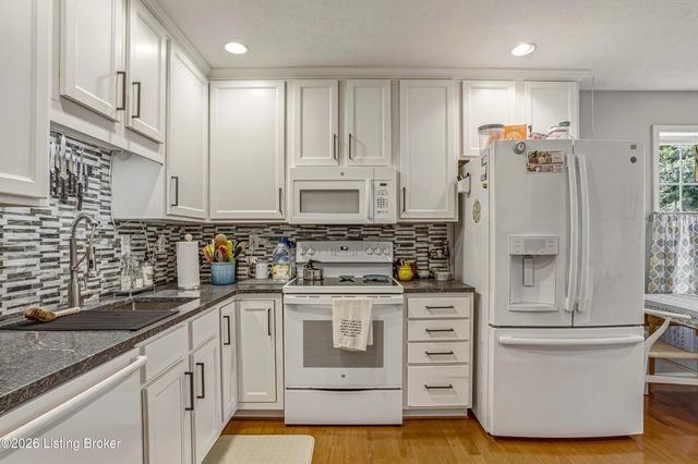 11804 Wetherby Ave, Louisville, KY 40243