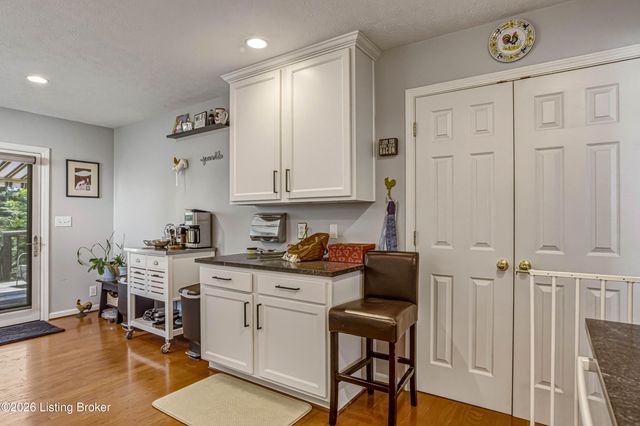 11804 Wetherby Ave, Louisville, KY 40243