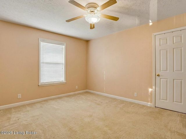 11804 Wetherby Ave, Louisville, KY 40243