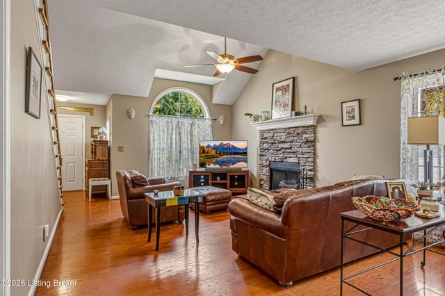 11804 Wetherby Ave, Louisville, KY 40243