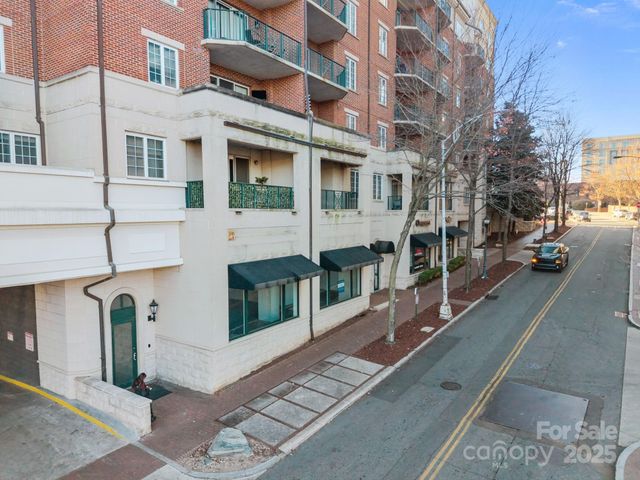 300 W Fifth Street 227, Charlotte, NC 28202