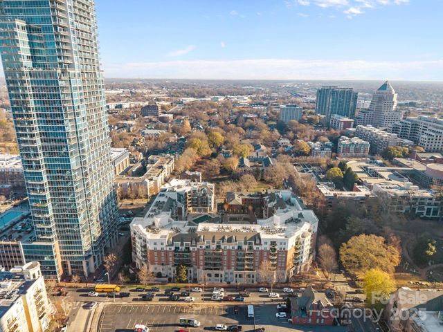 300 W Fifth Street 227, Charlotte, NC 28202