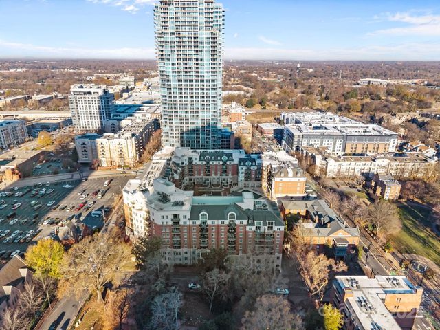 300 W Fifth Street 227, Charlotte, NC 28202