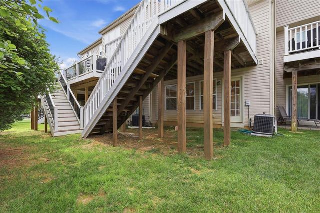 1111 Sparrow Way, Macungie Boro, PA 18031