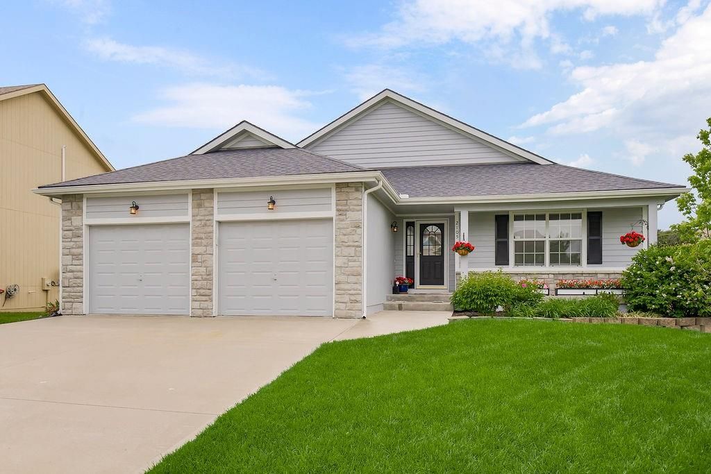 2105 Alder Street, Leavenworth, KS 66048
