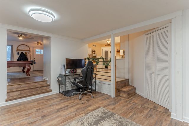 1916 N Villa Drive, Evansville, IN 47711